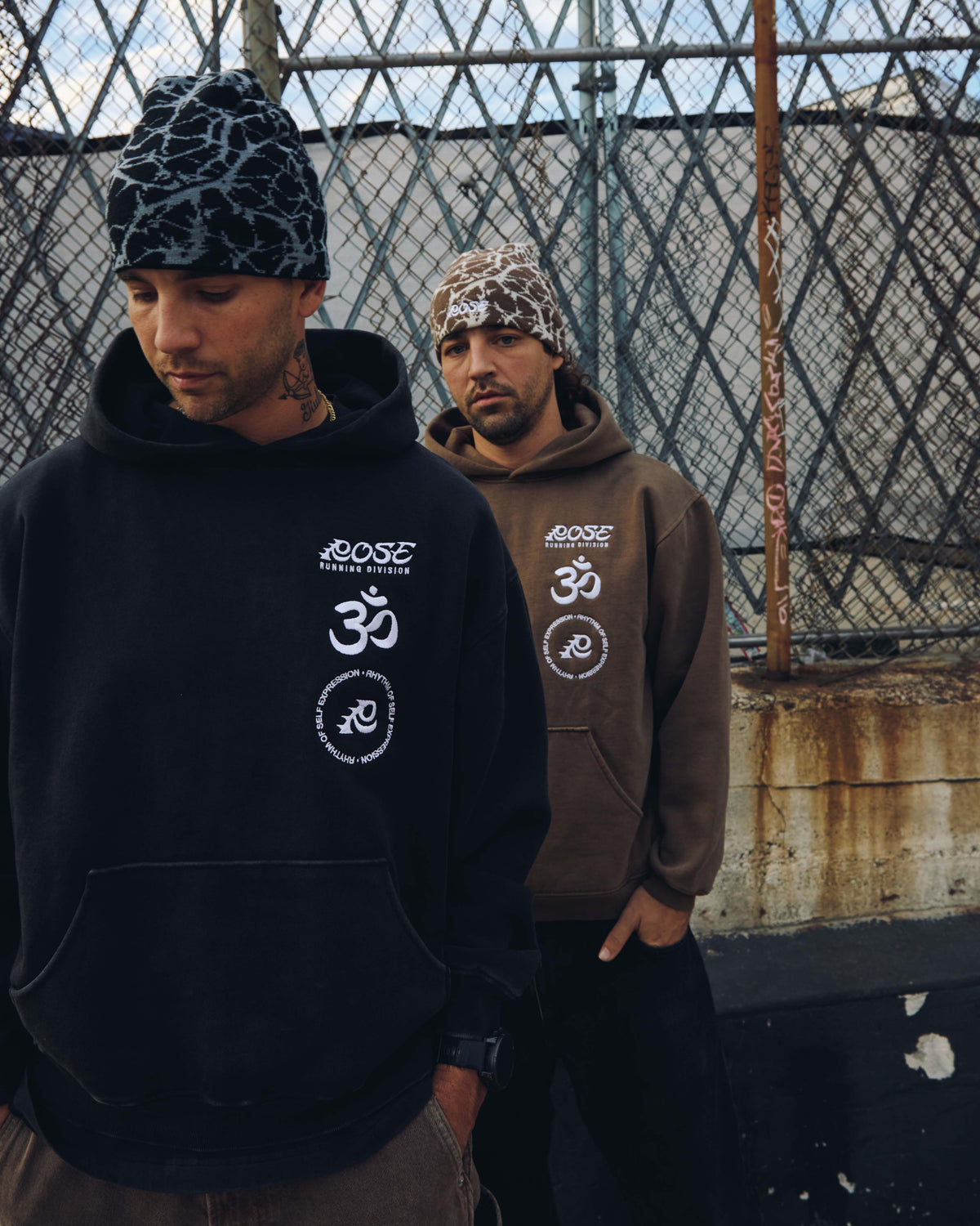 Inner Rhythm Hoodie Washed Black