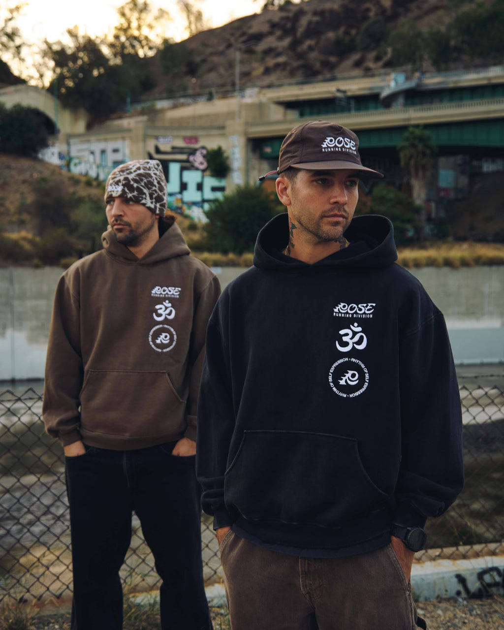 Inner Rhythm Hoodie Washed Black